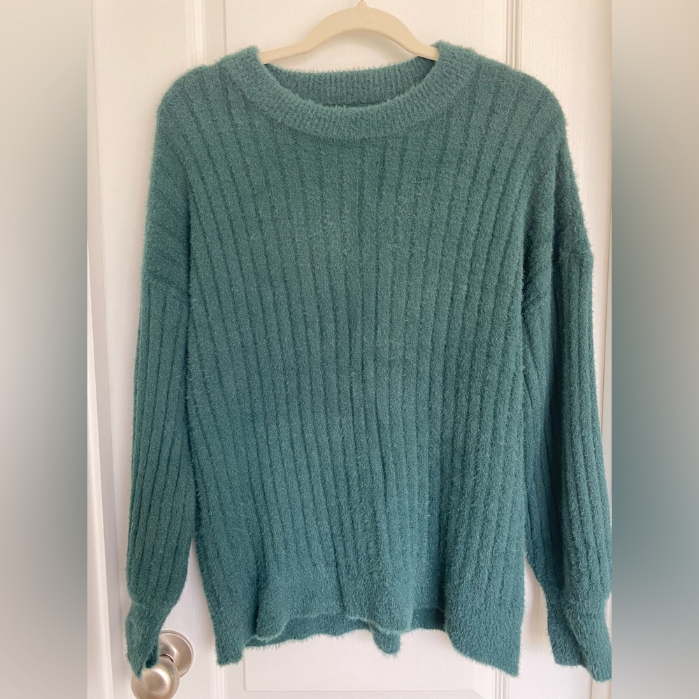 NWT- Aerie sweater